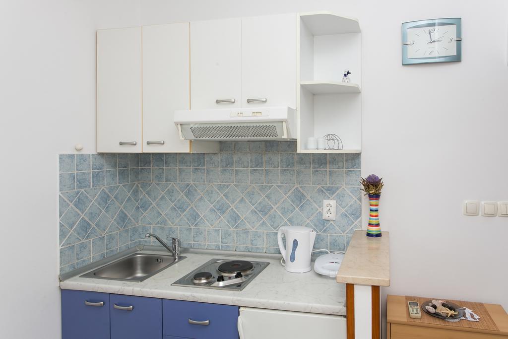 Hrvoje Place Apartments Дубровник Екстериор снимка