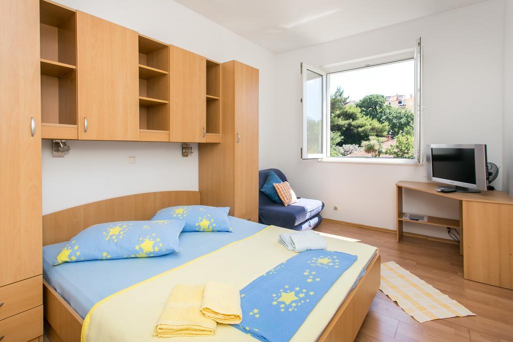 Hrvoje Place Apartments Дубровник Екстериор снимка